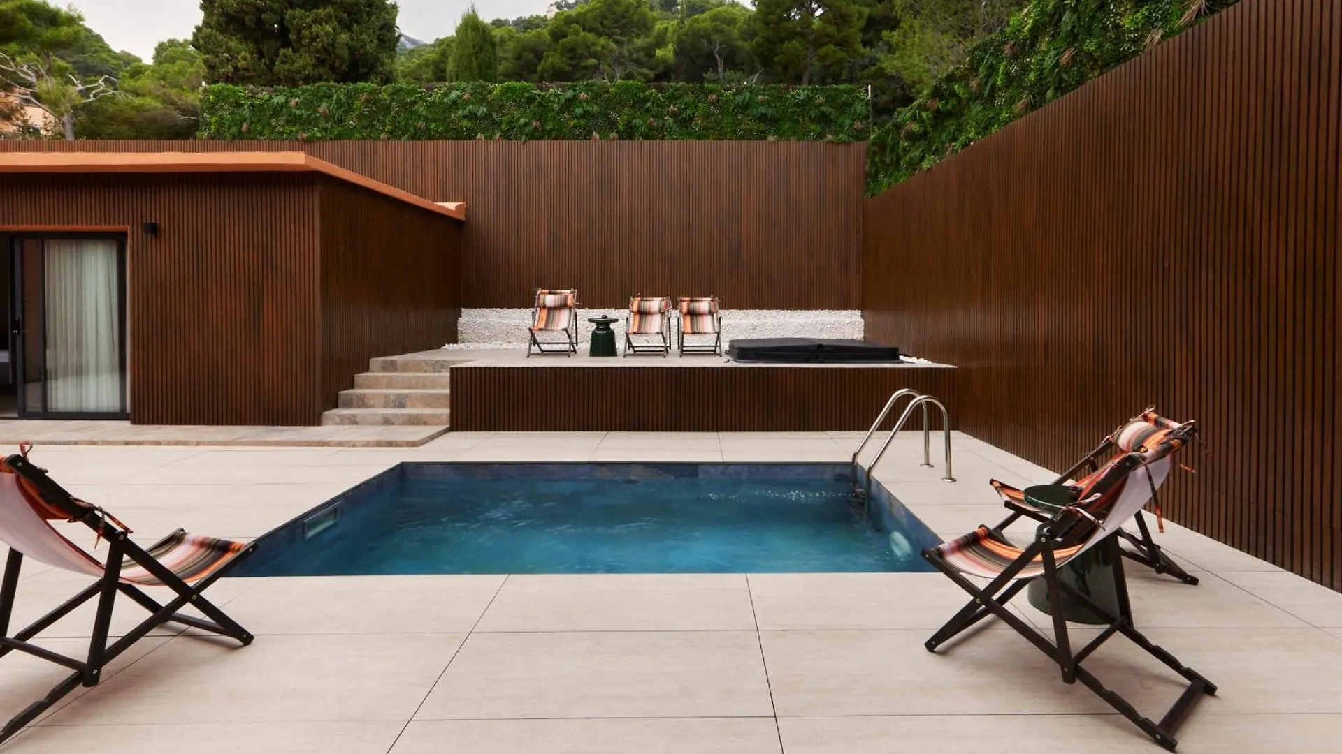 Eze Beach Residence 0*,  Francia