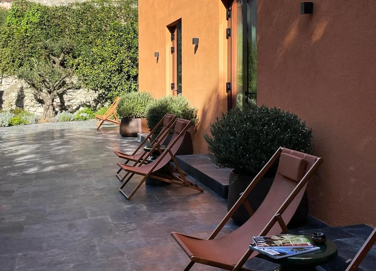 Eze Beach Residence