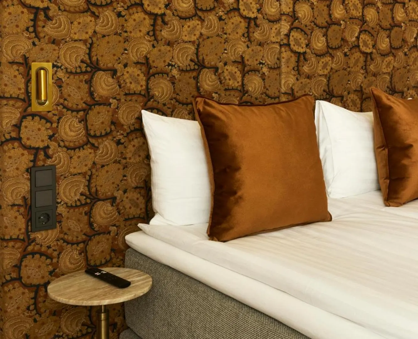 Eze Beach Residence 0*,  Francie
